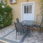 Hotel Cápsula Summer Garden αpartments & Argostoli (Kefalonia)