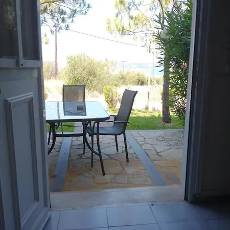 Ξενοδοχείο με κάψουλες Summer Garden αpartments&studios