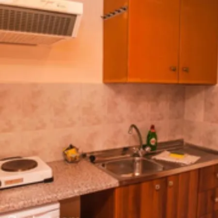 Summer Garden αpartments & Capsule hotel