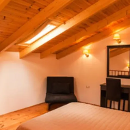 Capsule hotel Summer Garden αpartments & Argostoli (Kefalonia)