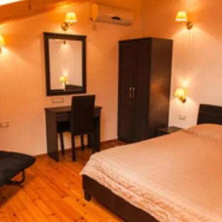 Summer Garden αpartments & Capsule hotel