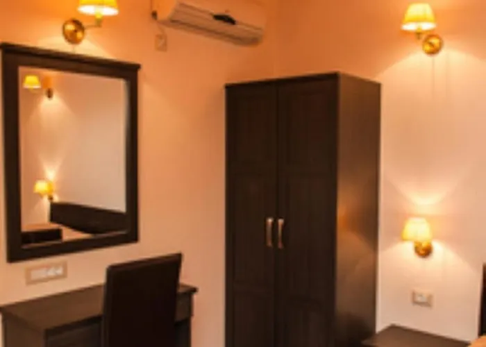 Summer Garden αpartments & Hotel a capsule *